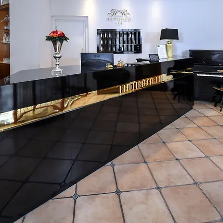 Heidelberger Hof Hotel 4*