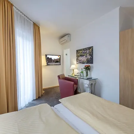 Hotel Heidelberger Hof 4*