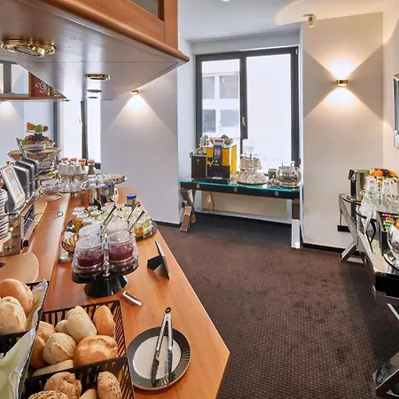 ハイデルベルガー ホフ 4* ハイデルベルク