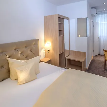 Hotel Heidelberger Hof 4*